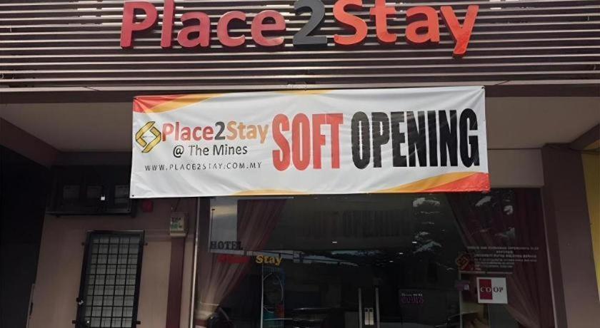Place2Stay @ The Mines Seri Kembangan Exterior foto